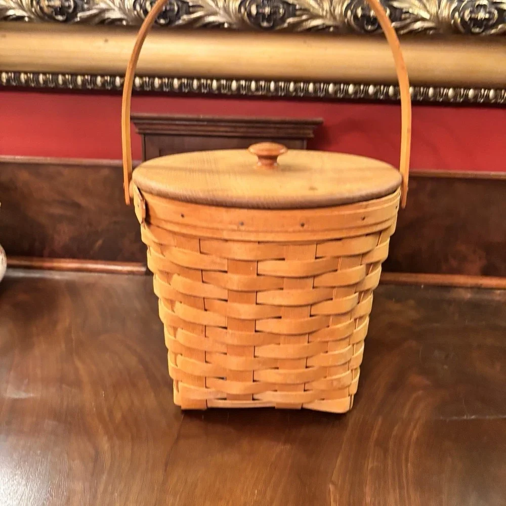 Longaberger 1995 Handwoven Fruit  Basket Wood Lid Plastic Liner Swing Handle